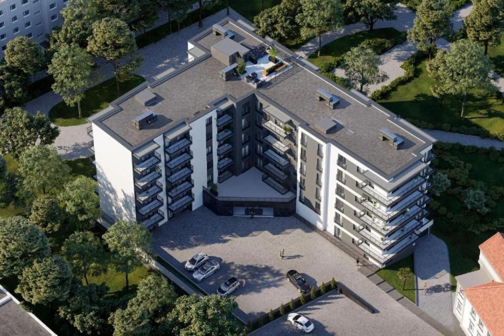 Apartament 33 Park City ออสทรุฟ วีแยลคอพพอลสกี ภายนอก รูปภาพ